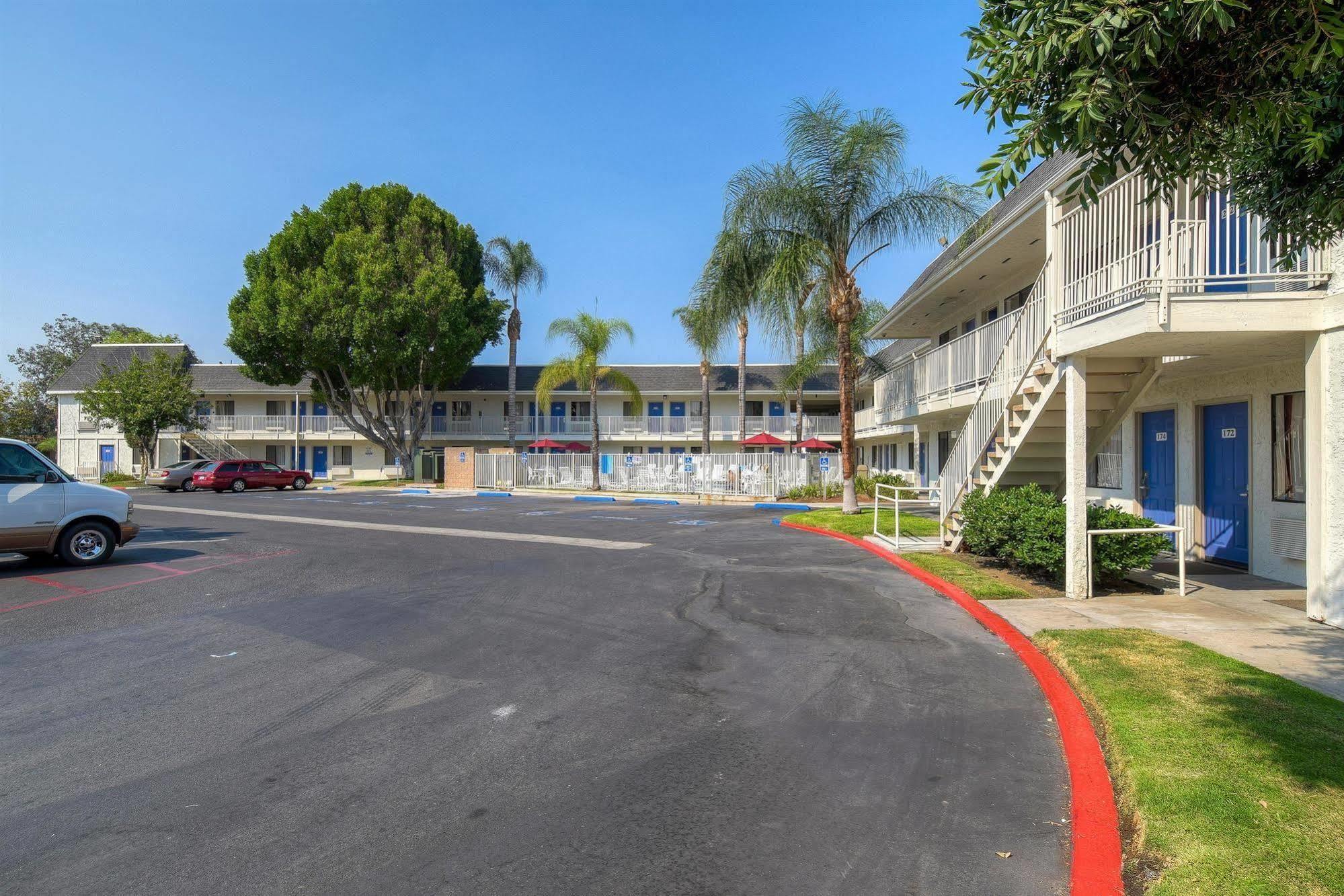 Motel 6-El Cajon, Ca - San Diego מראה חיצוני תמונה